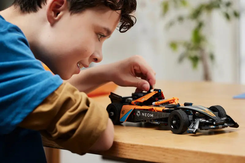 Lego Technic Neom Mclaren Formula
